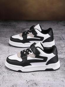 Teens/Youth Unisex Fashion Casual Breathable Skateboarding Sneakers - Black and White - View 8