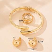 4pcs Gold Heavy Metal Geometric Waterdrop Matte Bracelet Ring Earring Jewelry Set, Minimalist Elegant Multipurpose Daily Accessories