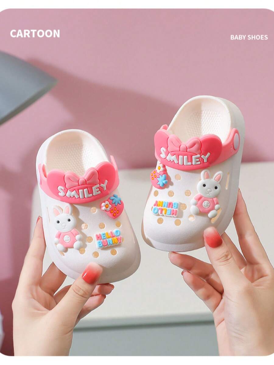 [Esencial de verano] Zapatos con agujeros transpirables para niños y niñas, chanclas para baño y ducha con suelas suaves antideslizantes, diseño de dibujos animados para niños pequeños, sandalias de playa/piscina, [Nuevo lanzamiento 2025], Zuecos de malla perforados de secado rápido para deportes al aire libre, viajes, vacaciones e infantiles/bebés