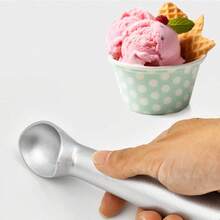Cuchara para helado de aluminio, antiadherente y antihielo, diseño resistente, fácil de limpiar, adecuada para helado, masa de galletas, batidos, almendras (plateado) - Plateado - Ver 2