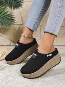 Nuevas sandalias de plataforma casuales de verano con puntera redonda y slip-on para mujeres