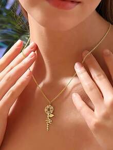 1pc Minimalist Four-Leaf Clover Pendant Necklace, 925 Sterling Silver Romantic Clavicle Necklace, Delicate Jewelry Gift Suitable For Girls Daily And Date Outfit - Style 10 - View 3