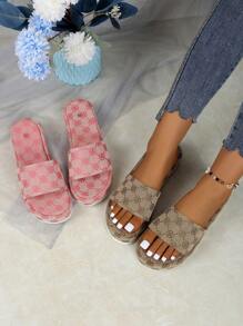Sandalias de cuña con suela gruesa para mujer, pantuflas de moda de verano para playa, nuevo diseño 2024