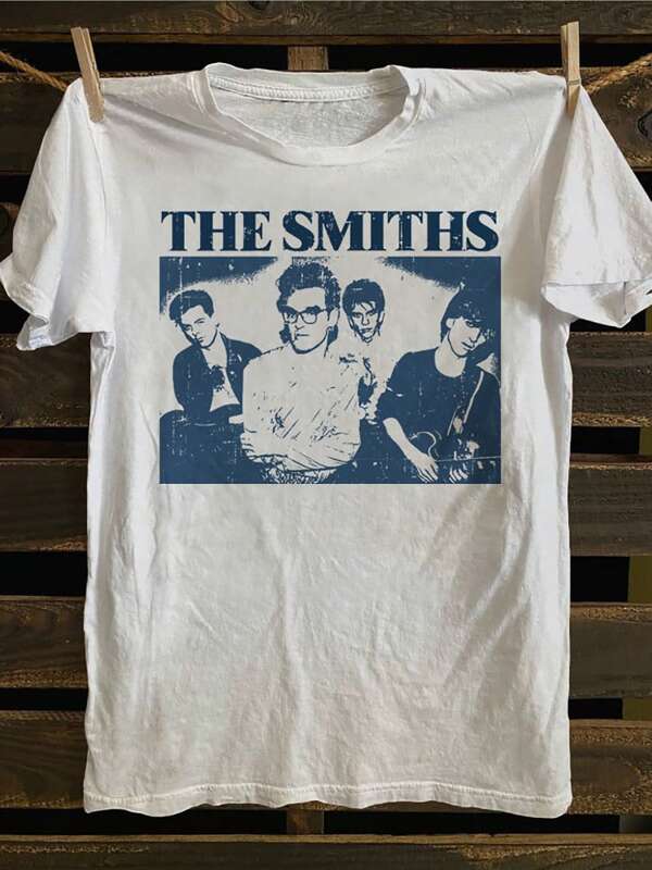 1pc The Smiths Vintage-Inspired Men's T-Shirt - 100% Cotton, Crew Neck, Short Sleeve, Casual All-Season Wear, 220gsm, Perfect For Valentine's Day, Father's Day & Christmas Gifts