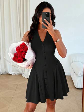 Women's Pure Red Waist Slimming Button A-Line Pleated Mini Dress, High Elastic Fabric, Suitable For Spring, Summer, Autumn And Winter, Fashionable, Young And Versatile, Suitable For Daily Shopping, Festivals, And Commuting,Black Dress