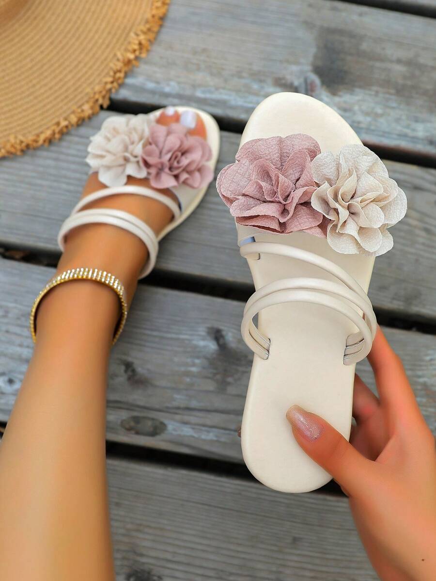 Sandalias versátiles y de moda, pantuflas deslizantes florales bicolor de alta gama