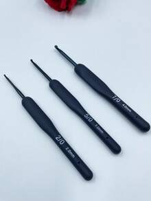 3 pièces Set de crochets doux, bleu/rouge, convient pour le tricot et le crochet DIY, outils pour la confection de pulls, artisanat de vêtements et accessoires, tailles 2,0 mm 3,0 mm 4,0 mm