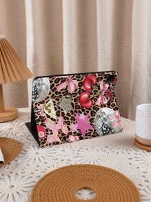 Beschermhoes met luipaardpatchwork en kersenpatroon, compatibel met iPad Air4/5 10,9 inch, iPad 7/8/9/10,2 inch, iPad 10e generatie, compatibel met Kindle Paperwhite 12e generatie 2024, Kindle (11e generatie) 2022-release, compatibel met Samsung Galaxy Tab S6 Lite 10,4 inch, automatische slaap-/waakfunctie, opties voor meerdere stijlen