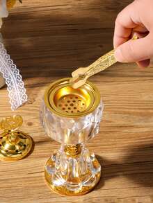 金色材质制成的香夹，与香炉一起使用作为小礼物，配有坚果和枣。 - 彩色 - 查看 6