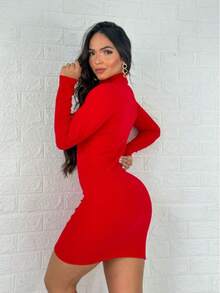 Vestido curto canelado anarruga, femenino, com manga longa, moda, casual, versátil e elegante. Com gola alta, estiloso, festas, noite, frio. - Vermelho - Visão 3