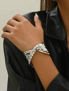 1pc Bold Line Twist Open Cuff Bracelet, European American Style Matte Finish, Suitable For Daily Wear - Gold - View 8