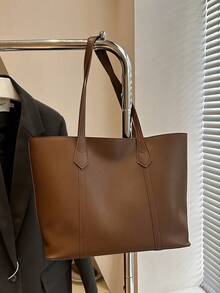 1 件复古简约时尚大容量女士通勤单肩包，2024 年新款时尚设计