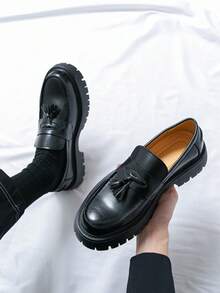 Men's Pointed Toe Fringe Slip-On Loafers, European & British Style Casual Leather Shoes, 2025 New Arrival - Black - View 6