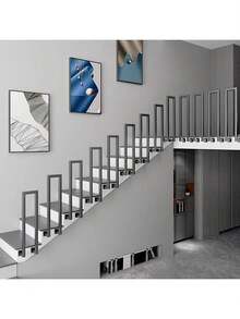 Schwarze Seitenhalterung