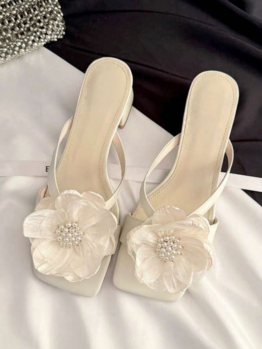 Sandalias de tacón grueso francés con decoración de flor de perla, mulas deslizantes, sandalias casuales de tacón medio con punta abierta, nuevas para primavera/verano 2025, chanclas - Beis - Ver 1