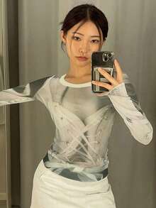 Fashionable Women Knit Printed Form-Fitting Casual Top - Multicolor - View 2