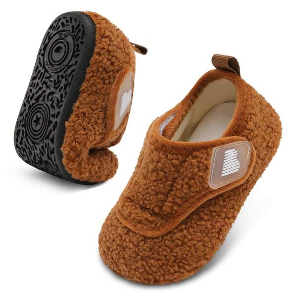 Warme, leichte, flauschige, breitere Version von Hausschuhen für Mädchen und Jungen, bequeme Gummisohle mit weicher Sohle für Innen- und Außenbereich im Herbst und Winter