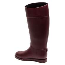 Elegant High Boots – Classic Style, Everyday Comfort. - Red - View 3