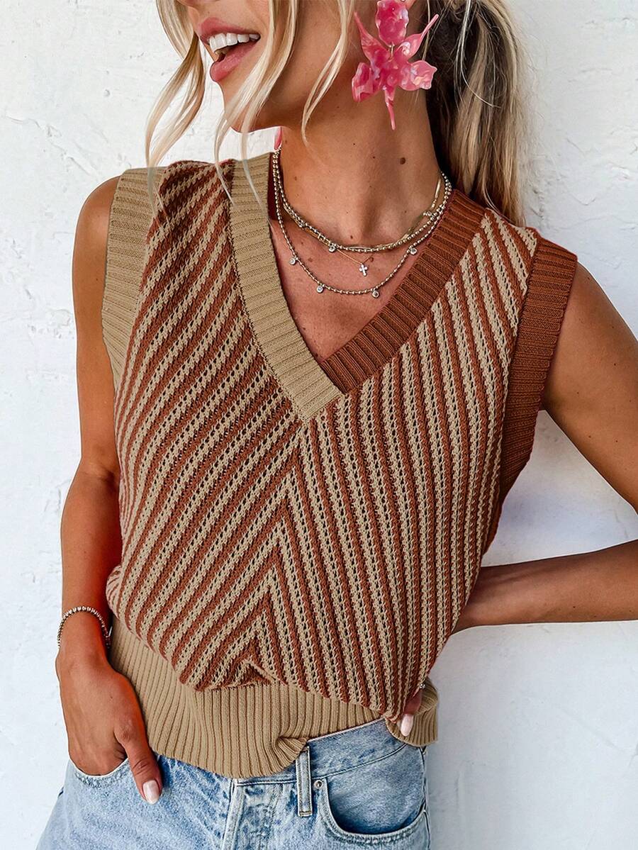 Acelitt Summer Strawberry Pink Contrast Chevron Knitted V-Neck Sweater Tank Top - Khaki - View 1