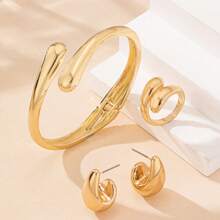 4pcs Gold Heavy Metal Geometric Waterdrop Matte Bracelet Ring Earring Jewelry Set, Minimalist Elegant Multipurpose Daily Accessories