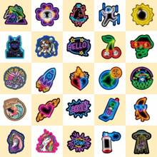 50 pièces Autocollants de lumières néon cool, autocollants en vinyle imperméables pour Hydroflask, ordinateur, réfrigérateur, bagage, téléphone. Autocollants colorés pour adolescents, adultes, fournitures scolaires, rentrée scolaire
