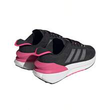 Adidas AVRYN - cblack/cblack/pnkfus - View 2