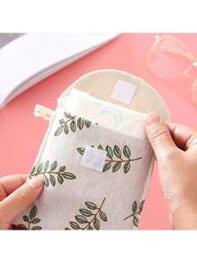 Sanitary Napkin Storage Bag Menstrual Bag Cute Portable Auntie's Towel Bag Large Capacity Tampon Bag Carry-On Bag 1pc
