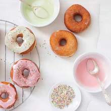 1/2 件装硅胶甜甜圈蛋糕模具，耐高温不粘，6 孔家用创意蛋糕巧克力 DIY 工具，易脱模可重复使用，适用于烤箱和微波炉，家用厨房烘焙工具/配件