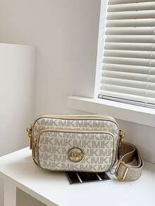 2024 New Fashion Classic Clown Solid Color PU Waterproof Material Rhombus Pattern Design Retro Chic Metal Animal Logo Design Shoulder Bag Square Bag Letter Graphic Decor Design Crossbody Bag Suitable For Shopping - Beige - View 8