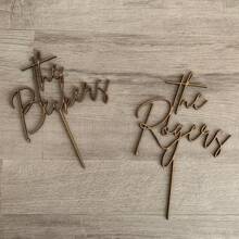 1 pieza Decoración personalizada para pastel de boda de madera, Tóper de pastel personalizado Sr. y Sra. con fuente de caligrafía manuscrita del apellido, Adorno rústico para pastel
