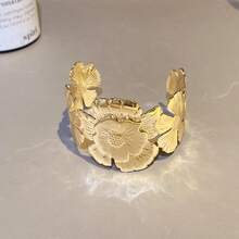 4 件套不锈钢时尚简约 18K 镀层粗花项链和耳环首饰套装，适合约会、派对、办公室佩戴