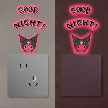 Sanrio ملصقات مضيئة في الظلام بتصميم كورومي وسينامورول وهالو كيتي مقاومة للماء، قابلة للإزالة واللصق، لديكور المنزل والهدايا والملصقات الشخصية