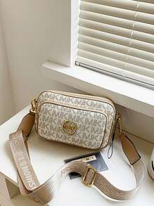 2024 New Fashion Classic Clown Solid Color PU Waterproof Material Rhombus Pattern Design Retro Chic Metal Animal Logo Design Shoulder Bag Square Bag Letter Graphic Decor Design Crossbody Bag Suitable For Shopping - Beige - View 3