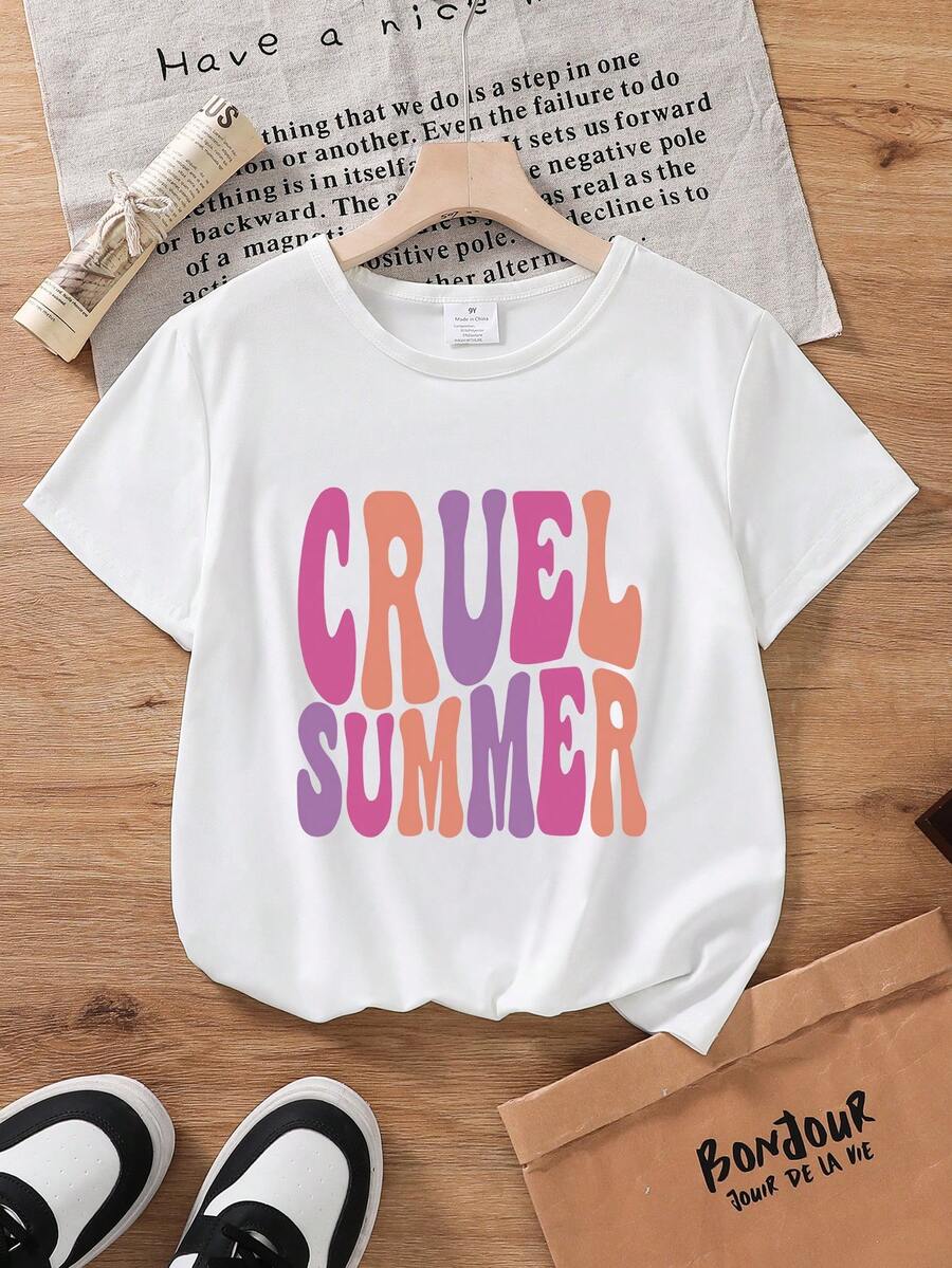 年轻女孩休闲可爱字母印花圆领短袖T恤