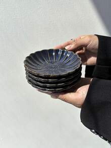 1/2/4 件日式复古蓝菊陶瓷调味盘，迷你花瓣形酱汁/沙拉/黄油/酱油/醋小盘子，适合家庭使用，学校用品