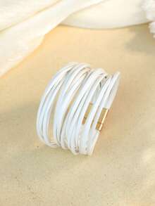 1件波西米亚风多层缠绕手链，时尚度假配饰，撞色磁扣，大胆嬉皮摇滚风格，男女皆宜，宽手镯设计，完美女性配饰