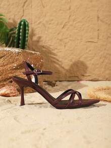 On feet& in love 女士优雅时尚尖头细带交叉绑带细高跟凉鞋,适合搭配连衣裙、婚礼、春夏装束 - 安可拉紅 - 查看 7