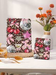 Beschermhoes met luipaardpatchwork en kersenpatroon, compatibel met iPad Air4/5 10,9 inch, iPad 7/8/9/10,2 inch, iPad 10e generatie, compatibel met Kindle Paperwhite 12e generatie 2024, Kindle (11e generatie) 2022-release, compatibel met Samsung Galaxy Tab S6 Lite 10,4 inch, automatische slaap-/waakfunctie, opties voor meerdere stijlen