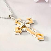 Collar colgante de Cruz de múltiples capas clásico - Cadena cuadrada de acero inoxidable - Accesorio de lujo - Apropiado para uso diario de hombres como collar protector - Muestra Charm de confianza - Opción principal para regalo de cumpleaños, Día de San Valentín, Navidad