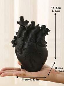 1pc Heart-Shaped Resin Vase, Creative Home Decoration Ornaments, Gothic Heart Organ Design Crafts, Retro Decorative Flower Stand, Suitable For Desktop And Living Room, Including Vase And Dried Flower Arrangement For Dining Table