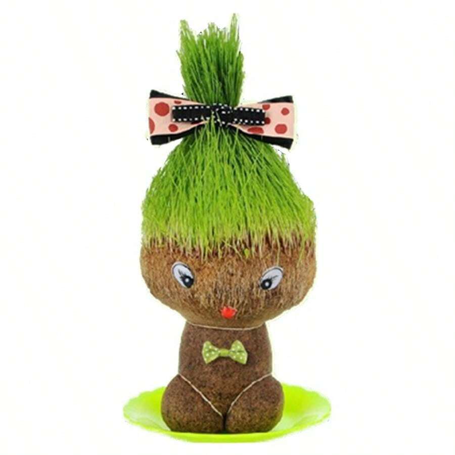 Muñeca de cabeza de paja linda de ojos grandes, escritorio, planta en maceta pequeña, oficina, planta verde, adorno, hierba de gato