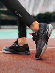 Schuhe/Herrenschuhe/Herrensportschuhe/Herren Tischtennisschuhe Herrenwitzige Sneaker, modische Straßen-Laufschuhe, atmungsaktive Mesh-Sportschuhe, Outdoor-Trainingsschuhe mit rutschfester und leichter Sohle
