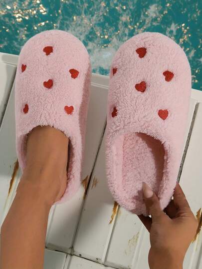 Women's Heart Shaped Slippers, Soft Bottom, Quiet, Cute, Comfortable Indoor Carpet Slippers For Winter,Furry Shoes,Christmas