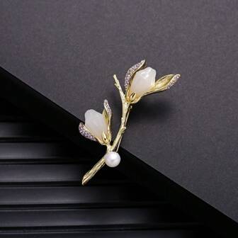 1pc Vintage White Magnolia Brooch, High-End Natural Stone Cultured Pearl Brooch Pin, Elegant Lapel Flower, Gift For Mother's Day