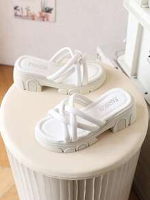 Sandalias deslizantes negras para niñas, chanclas para niños, zapatos de estilo nuevo para niños