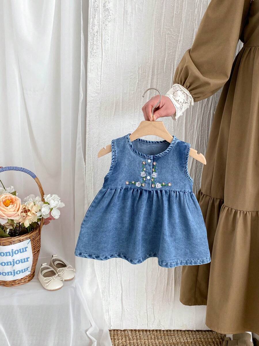 Miniweenns 1pc Baby Girl Outdoor Versatile Casual Embroidered Denim Sleeveless Simple Dress - Blue - View 1