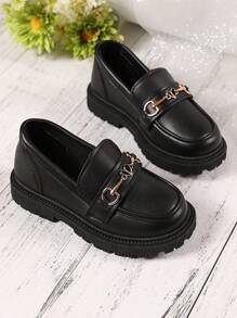 1 paire de mocassins plats, non glissants, pour bébé/tout-petit fille de grande taille, enrobé noir, avec patchwork, cœur décoratif pailleté et bout rond. Modèle luxueux et mignon, convient aux filles de 3 à 15 ans pour les fêtes, la danse, le quotidien, les vacances, le printemps/automne