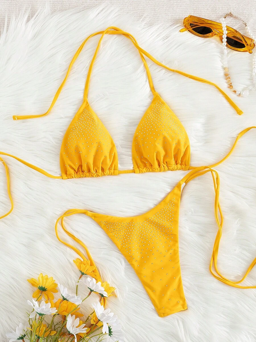 Conjunto de bikini de unicolor, con tirantes lindos, amarres en la espalda y rhinestones, al estilo europeo y americano, para la playa - Amarillo - Ver 1
