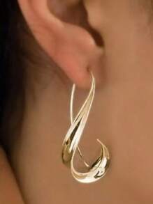 1 par de pendientes de aro elegantes con estilo bohemio y diseño asimétrico único, adecuados para uso diario y regalo para mujeres en el Día de San Valentín