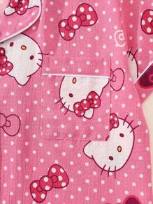 Conjunto de pijama autorizado de Sanrio, 2 piezas, con parte superior de manga corta con cuello en V y botones, estampado de Hello Kitty, y pantalón con lazo, set de pijama de verano, cómodo para uso en casa